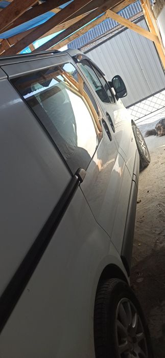 Nissan primastar 2.0 DCI
