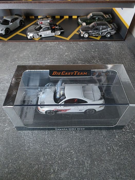 Колекційна модель автомобіля Toyota MR2 W20