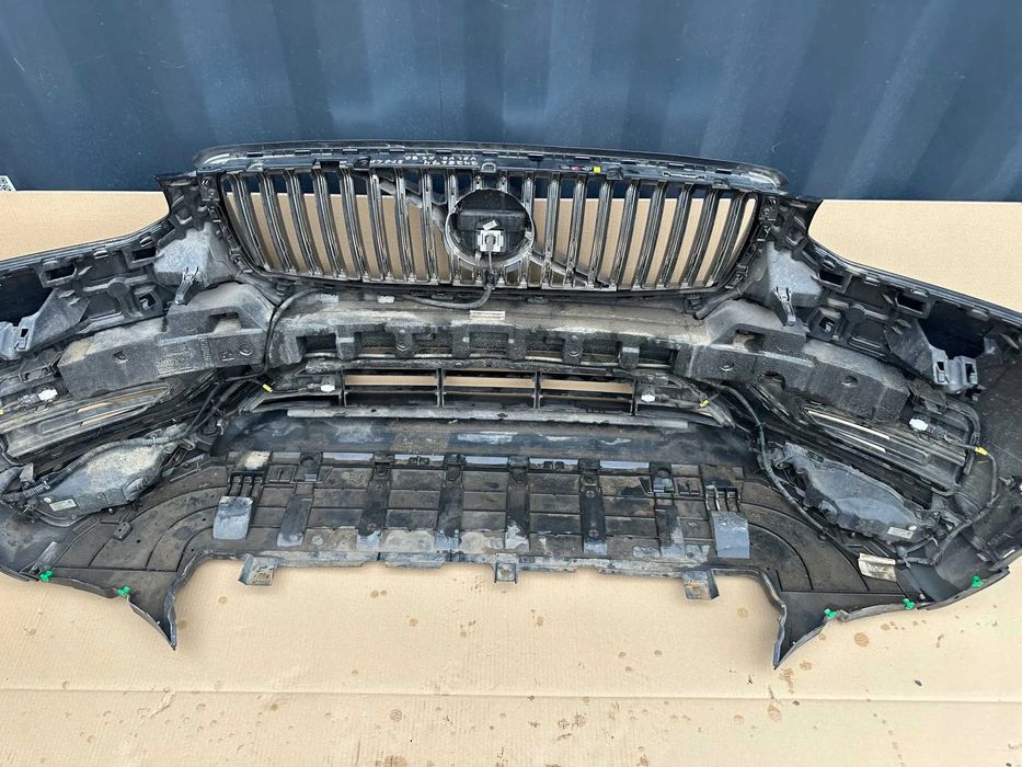 Передній бампер від Volvo-90 II 2019 рік