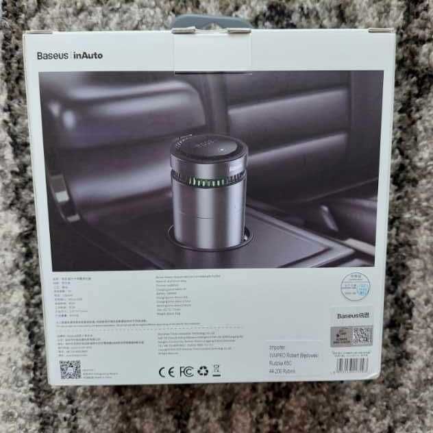 Baseus odświeżacz powietrza do samochodu, nówka!