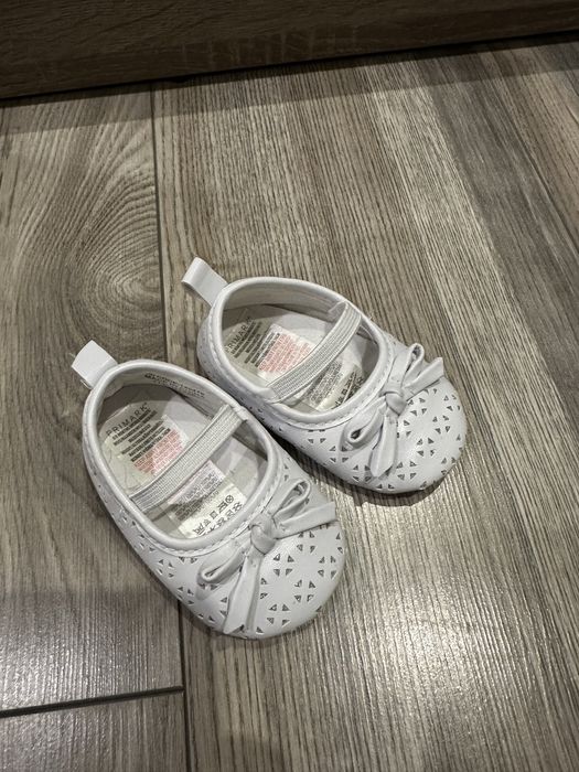 Туфлі-пінетки для дівчинки( від 3 до 8 міс)