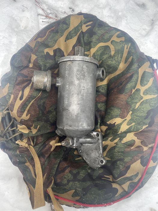 Корпус фільтра з двигуна волга