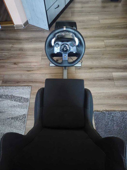 Logitech G920 + Playseat Evo