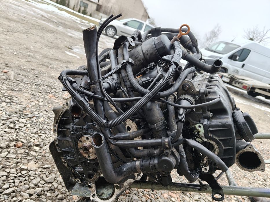 Silnik audi a4 b6 b7 mocowanie łapa wtryski 1,9 TDI AVF