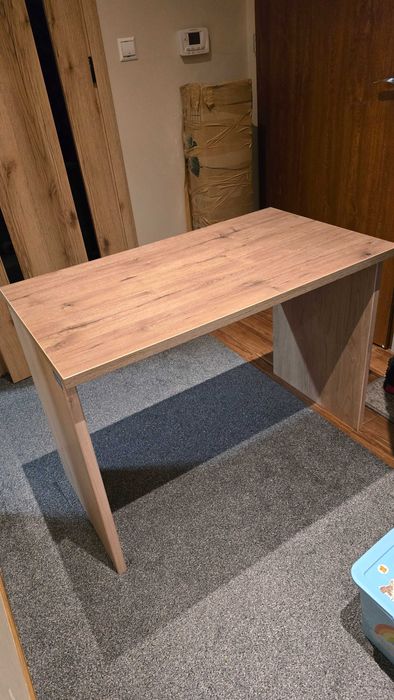 Sprzedam Drewniany Stół