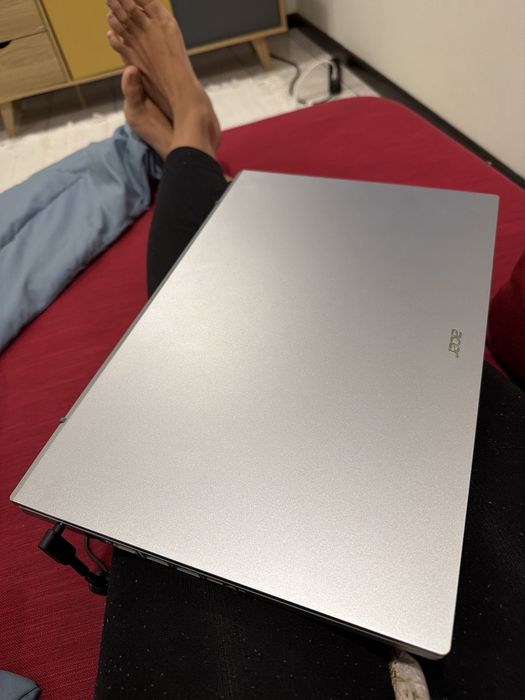 Notebook acer na garantia 3 meses de uso