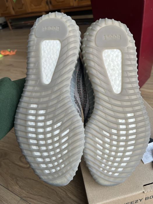 Adidas Yeezy Boost 350 V2 Beluga Reflective buty szare 46 2/3