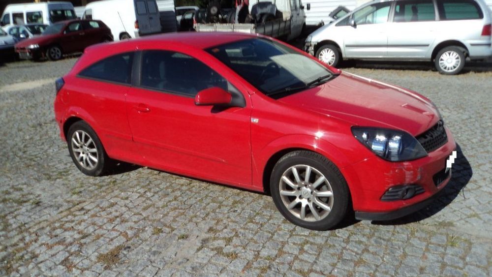 Opel Astra H GTC 1.3 CDTi 2007 - Para Peças