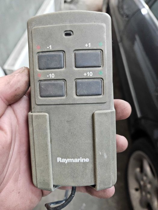 Raymarine pilot autopilota Raytheon SeaTalk Z101