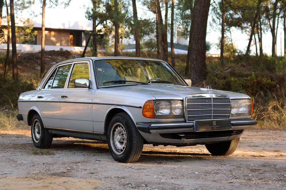 Mercedes-Benz 300D W123 - Caixa aut. foto 3