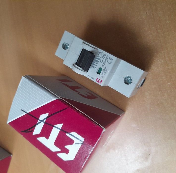 Автоматы однополюсные на 80А и 100А