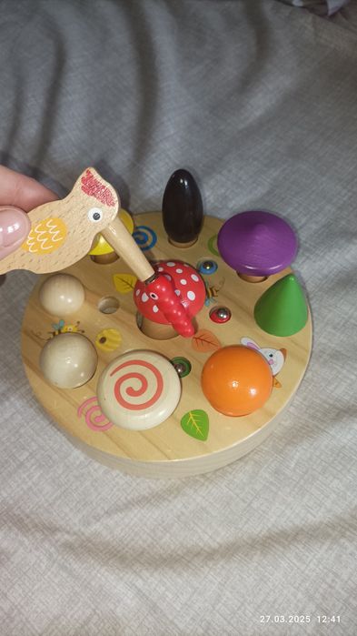 Деревянная игрушка с магнитами