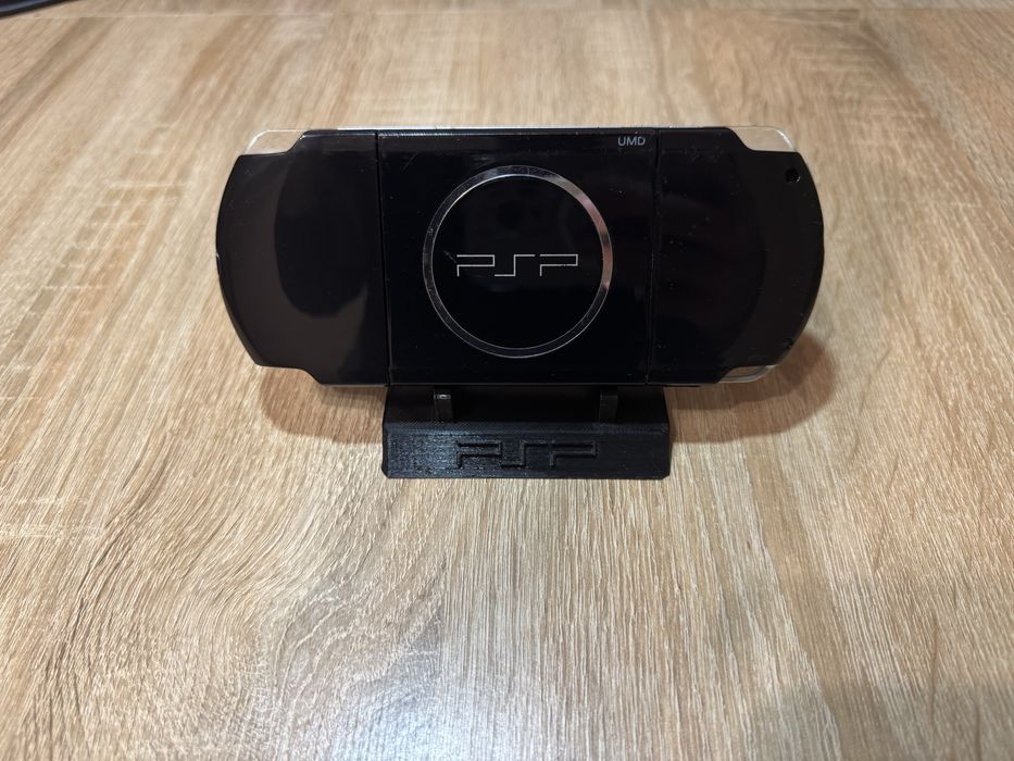 Продам PSP 3008 в ідеальному стані.