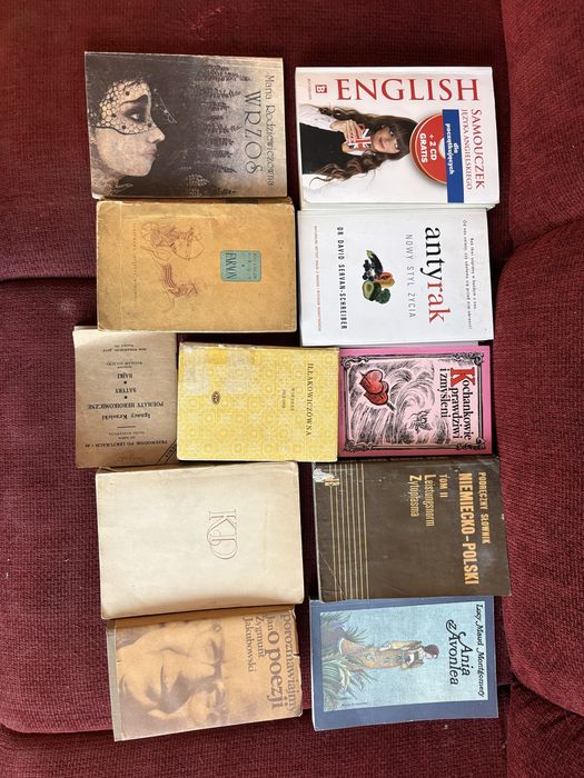 Ksiazki sprzedam stan rozny calosc