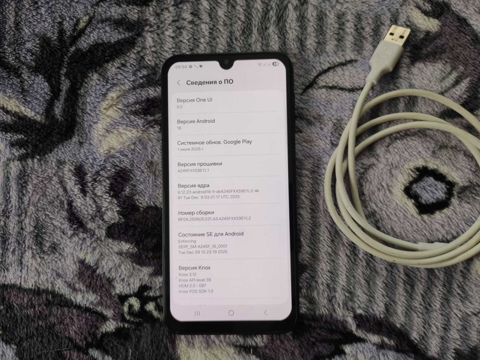 Samsung Galaxy A24 A245F- 6/128GB Black , NFC, Amoled 90 гЦ , як новий