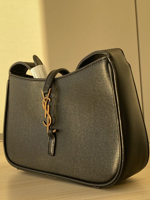 Жіноча сумка в стилі ysl