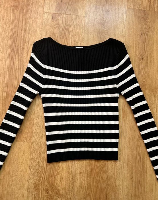 Sweter damski klasyczny w paski prążkowany L