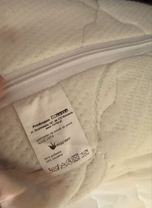 Lóżko z materacem 160x200