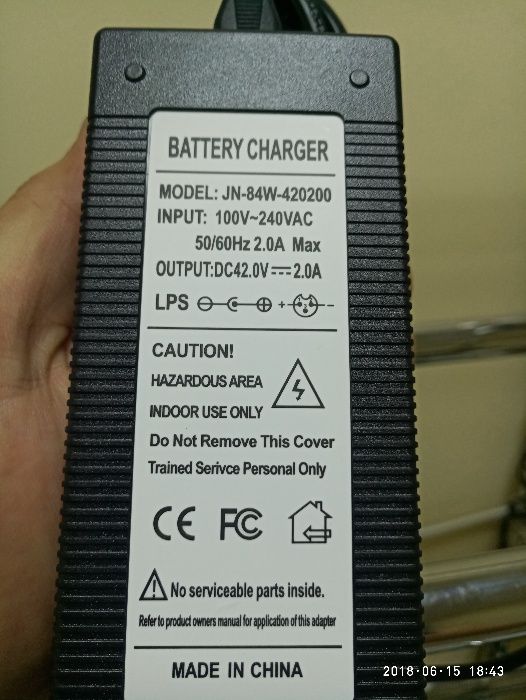 Зарядное устройство для гироскутера 42V-1.5А. Зарядка 63v - 1.1А.