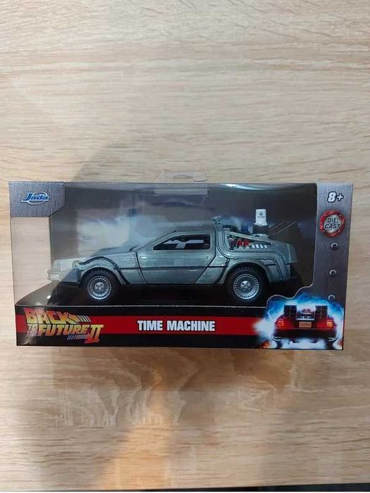 Autko Back to the Future II Time Machine