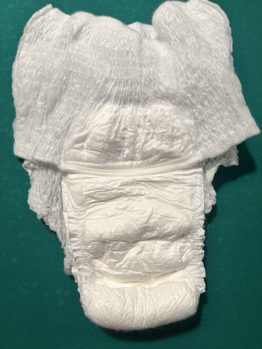 Памперси трусики М 4 шт