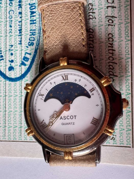 Relógio Vintage Ascot Quartz