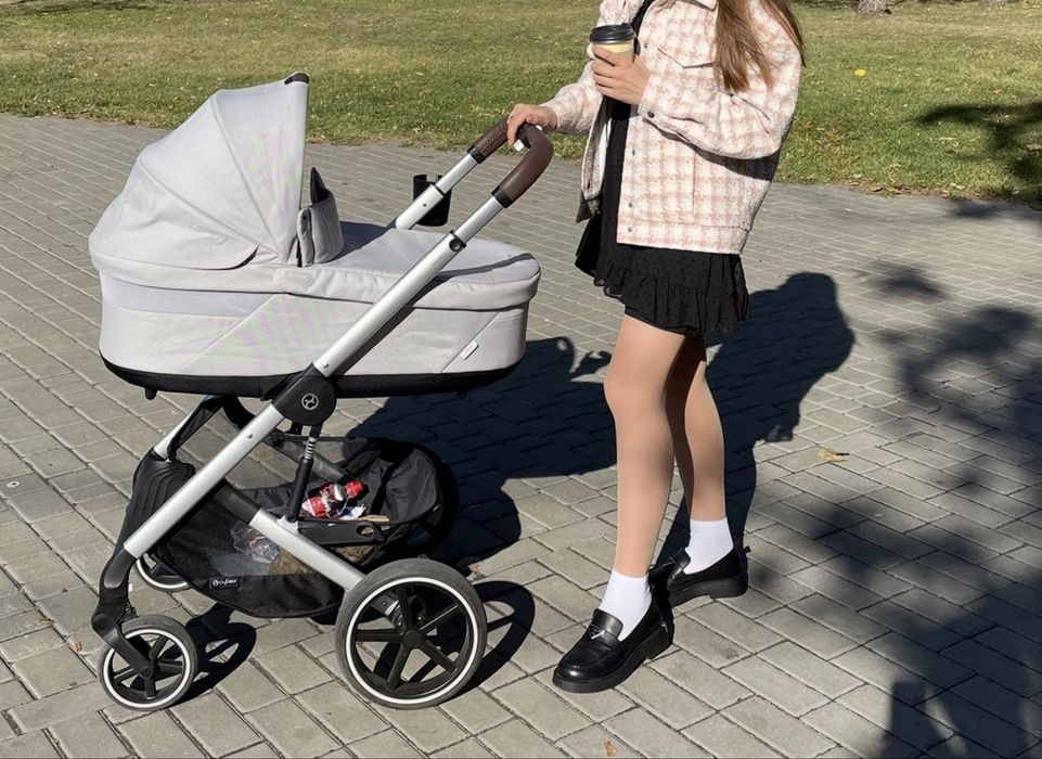Cybex Balios S Lux 2023 Lava Grey (Світло- сірий)