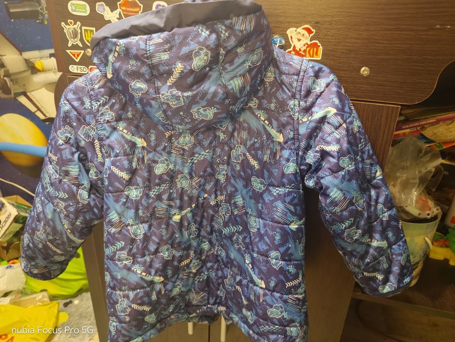 Зимова куртка на хлопчика