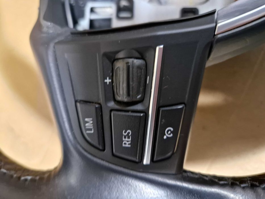 Kierownica skórzana multifunkcja BMW 5 F11