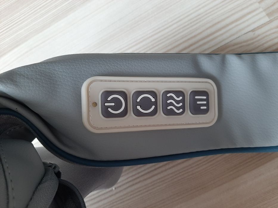 Masażer szyji, karku bezprzewodowy Medical Herz