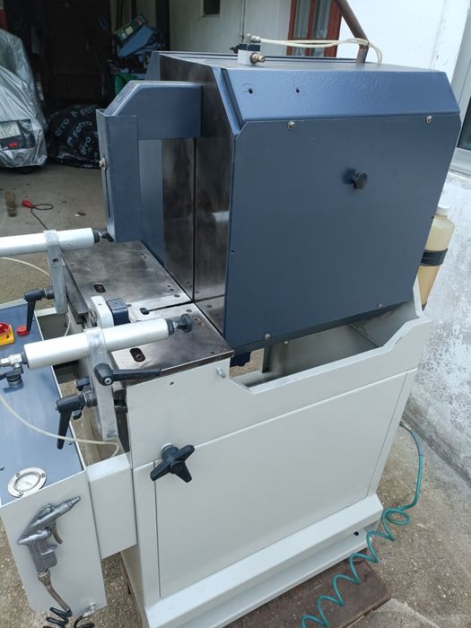 Máquina de Corte Alumínio,450