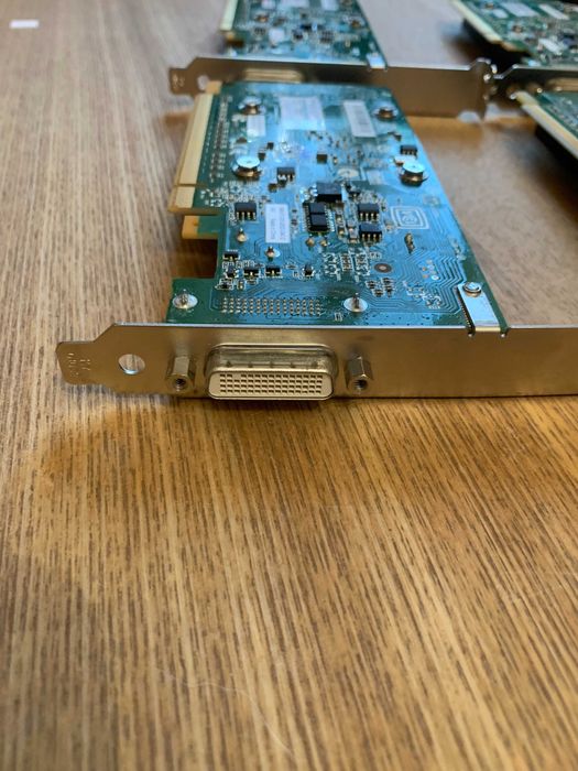 Karta graficzna nvidia NVS 300