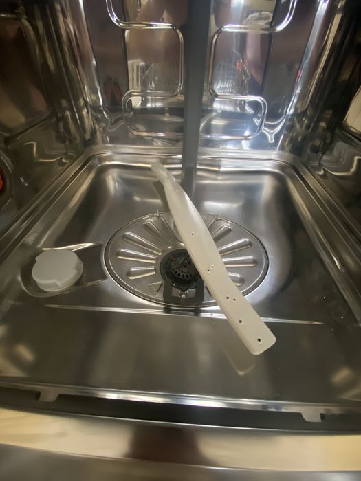 Посудомиюча машина Zanussi