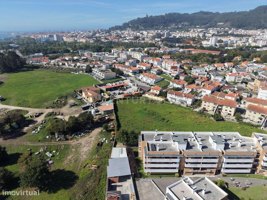 Apartamento T3 com garagem na Meadela, Viana do Castelo