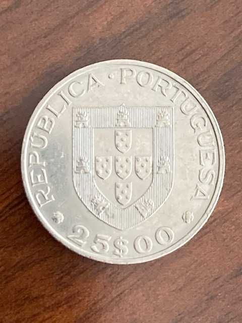 3 Moedas comemorativas 25 escudos, 1986 - Portugal Europa