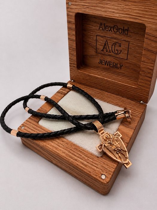 Золотой комплект 585 весом 17.5 г