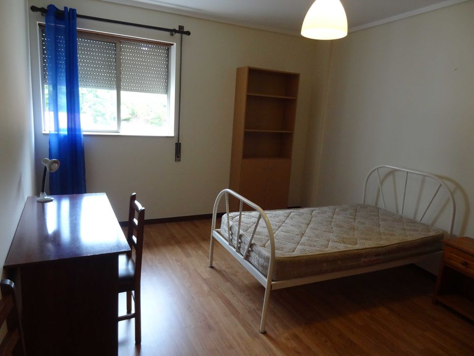 Quartos para estudantes em apartamento T3 independente