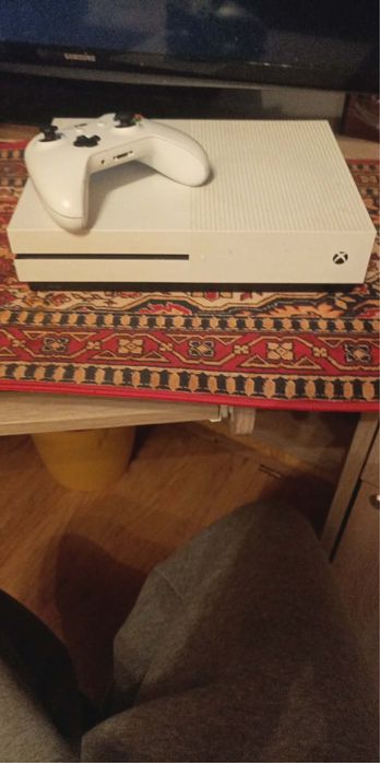 Xbox one prawie jak nowy