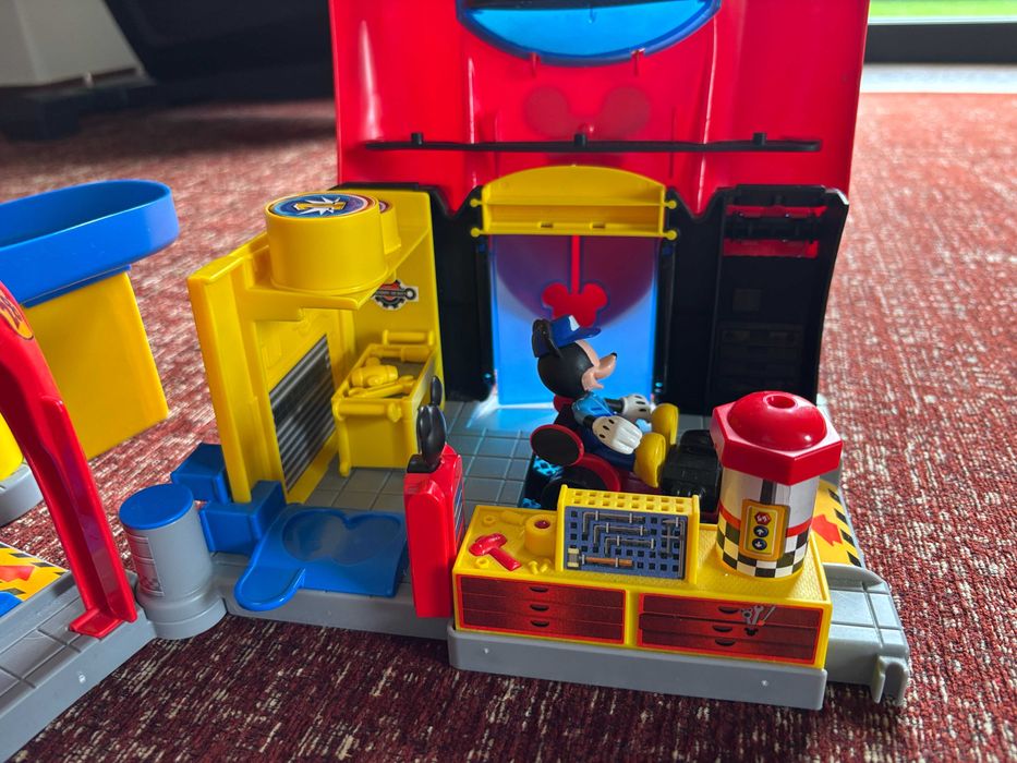 Oficina Mickey Super Pilotos