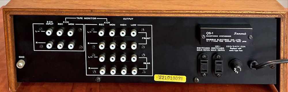 SANSUI QS-1 Quadeophonoc syntesizer