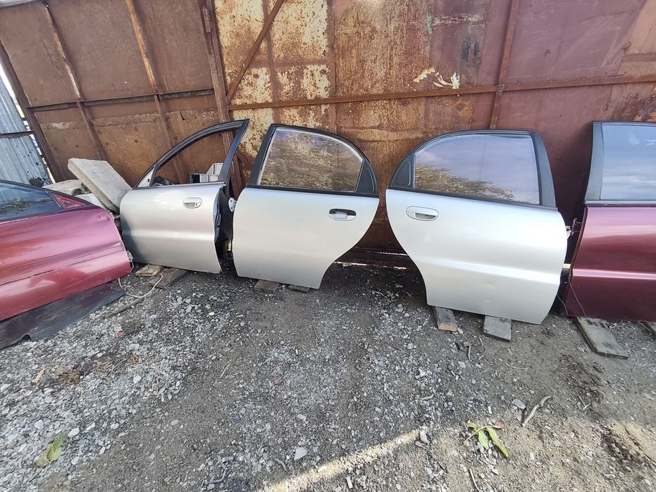 Двери на daewoo lanos daewoo sens Део Ланос,Сенс
