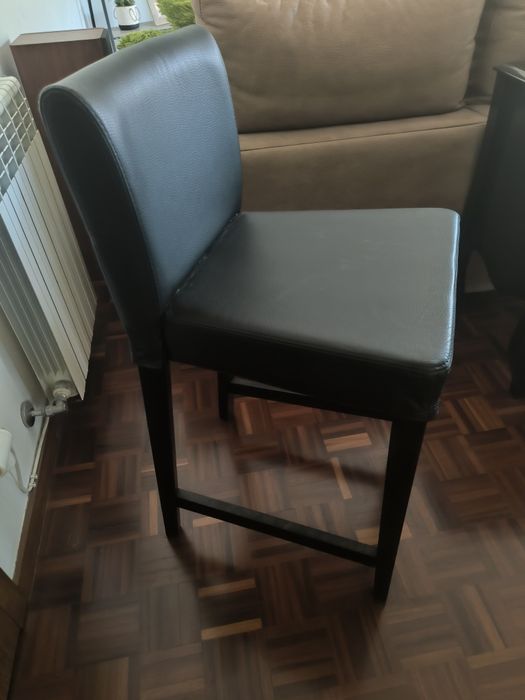 Cadeira praticamente nova