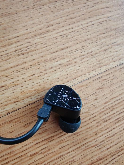 Słuchawki IEM Truthear HOLA | Komplet | Legendarny model