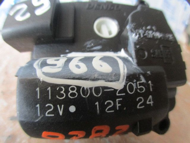 Motor da comporta da sofagem TOYOTA Corolla Verso (ZER_, ZZE12_, R1_)