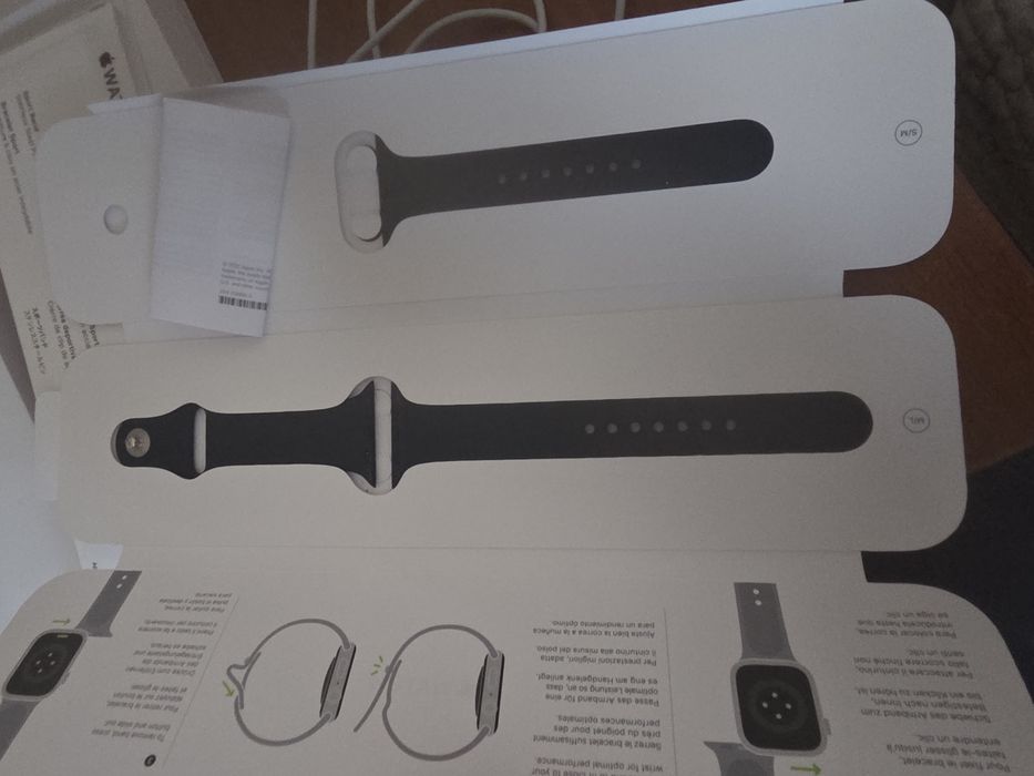 Наручний годинник Apple watch SE . Як новий