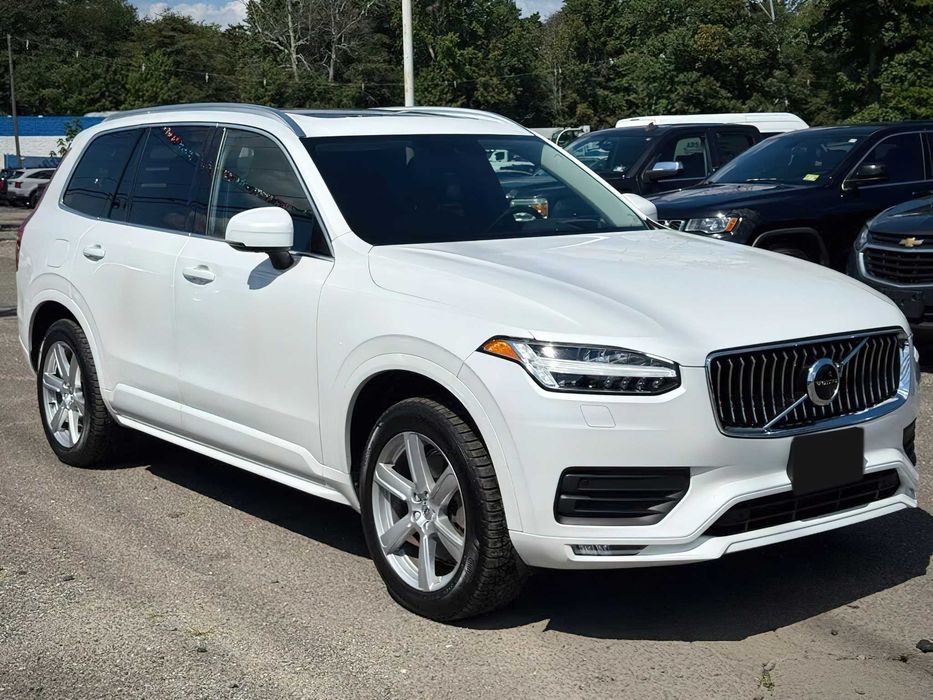 Volvo XC90      2020