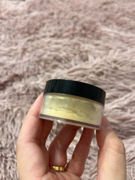 Banana Setting Powder Midium puder