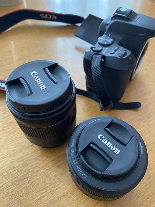 Canon 250d у відмінному стані