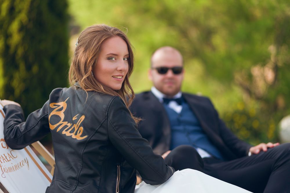 Kurtka z napisem Bride- ślub