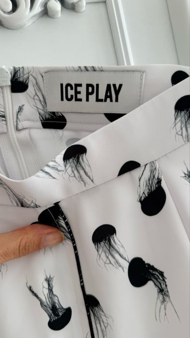Шовкова спідниця ICE PLAY